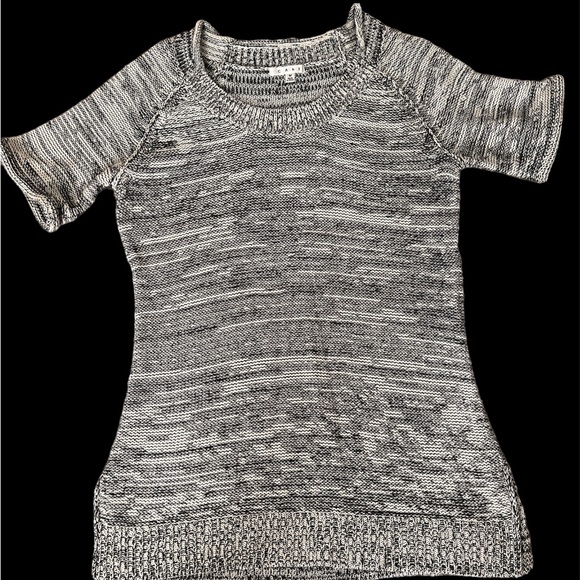 CABI women’s size M black/cream sweater, Great Condition! - Picture 1 of 3